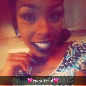 Meet your Posher, Ainacreole